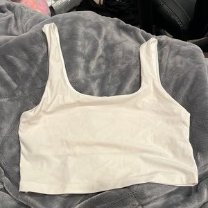 crème fabletics athletic cropped tank